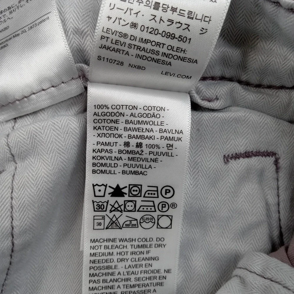 Levis Chino Pants Mens 36x32 XX Mauve Authentic Relaxed Lightwight Cotton‎ Dress